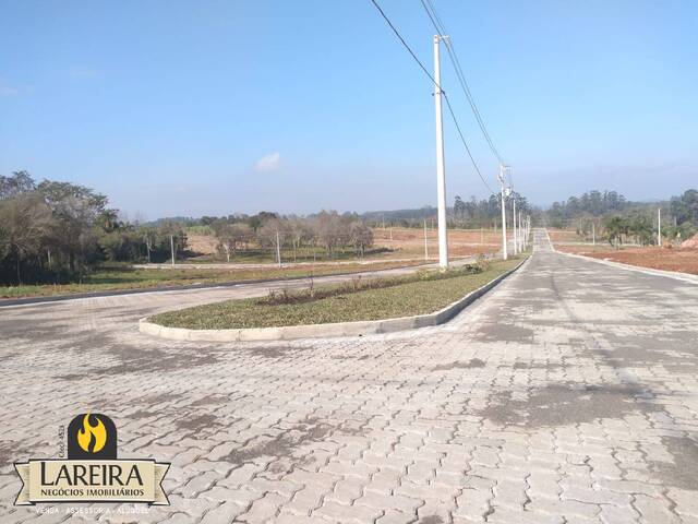 Terreno para Venda em Colinas - 5