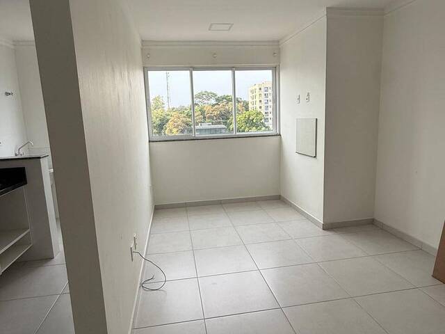 #10735 - Apartamento para Locação em Lajeado - RS