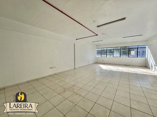 Sala para Venda em Lajeado - 2